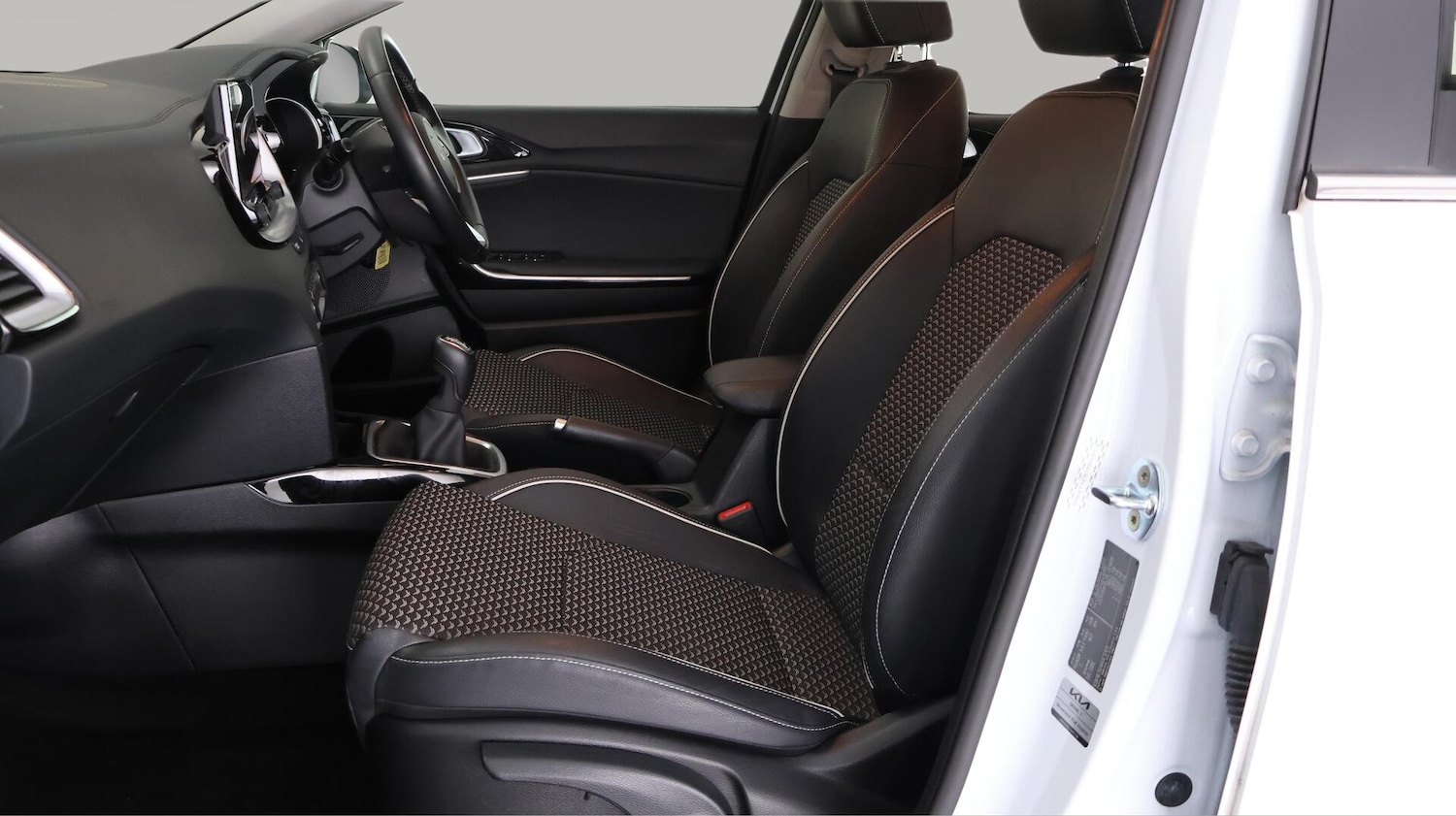 Used Kia Ceed 2022 for sale - 76632911: Photo 15