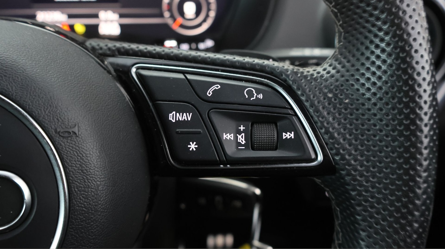 Used Audi Q2 2023 for sale - 78110047: Photo 23