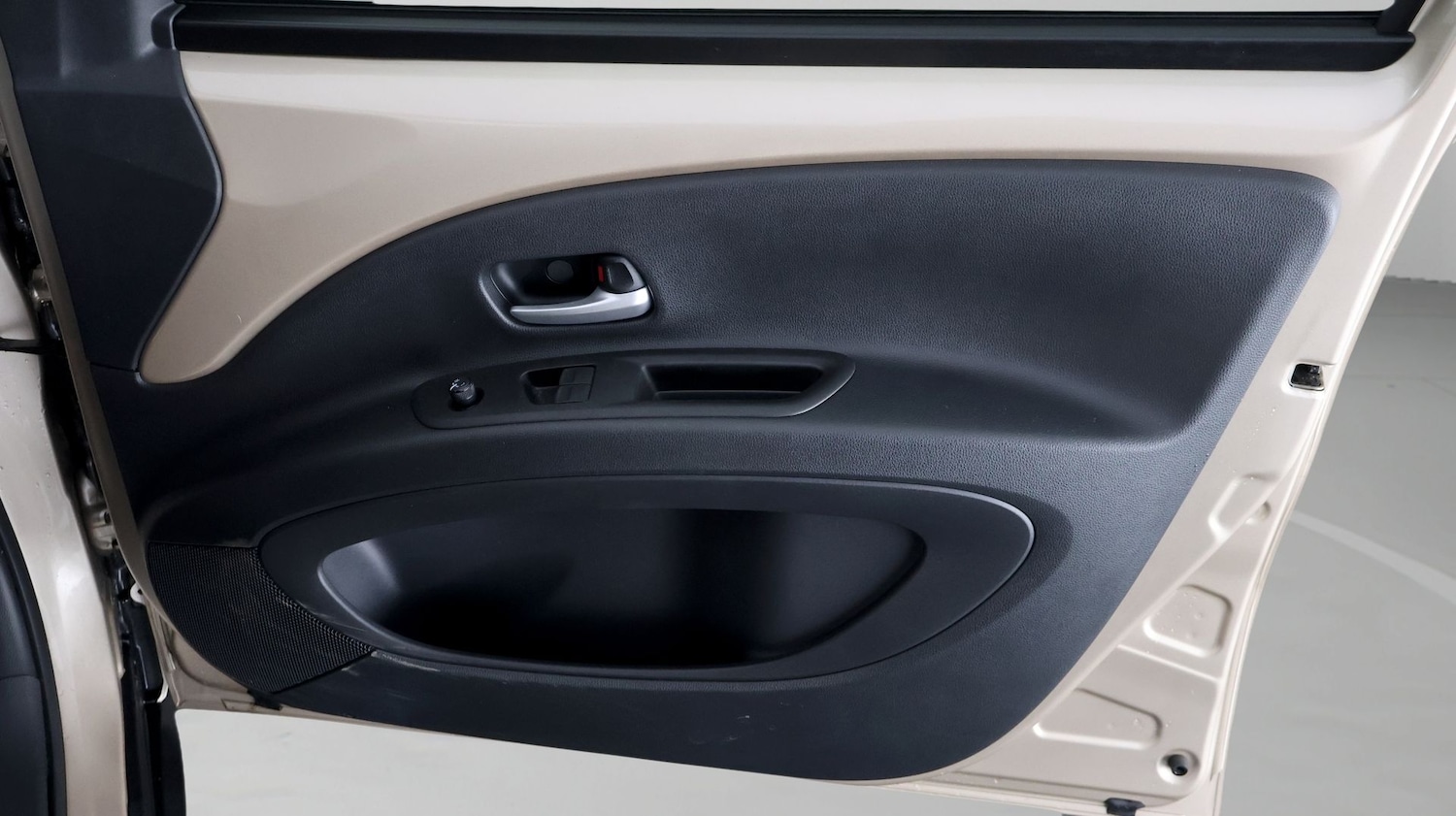 Used Toyota Aygo X 2023 for sale - 77781499: Photo 14