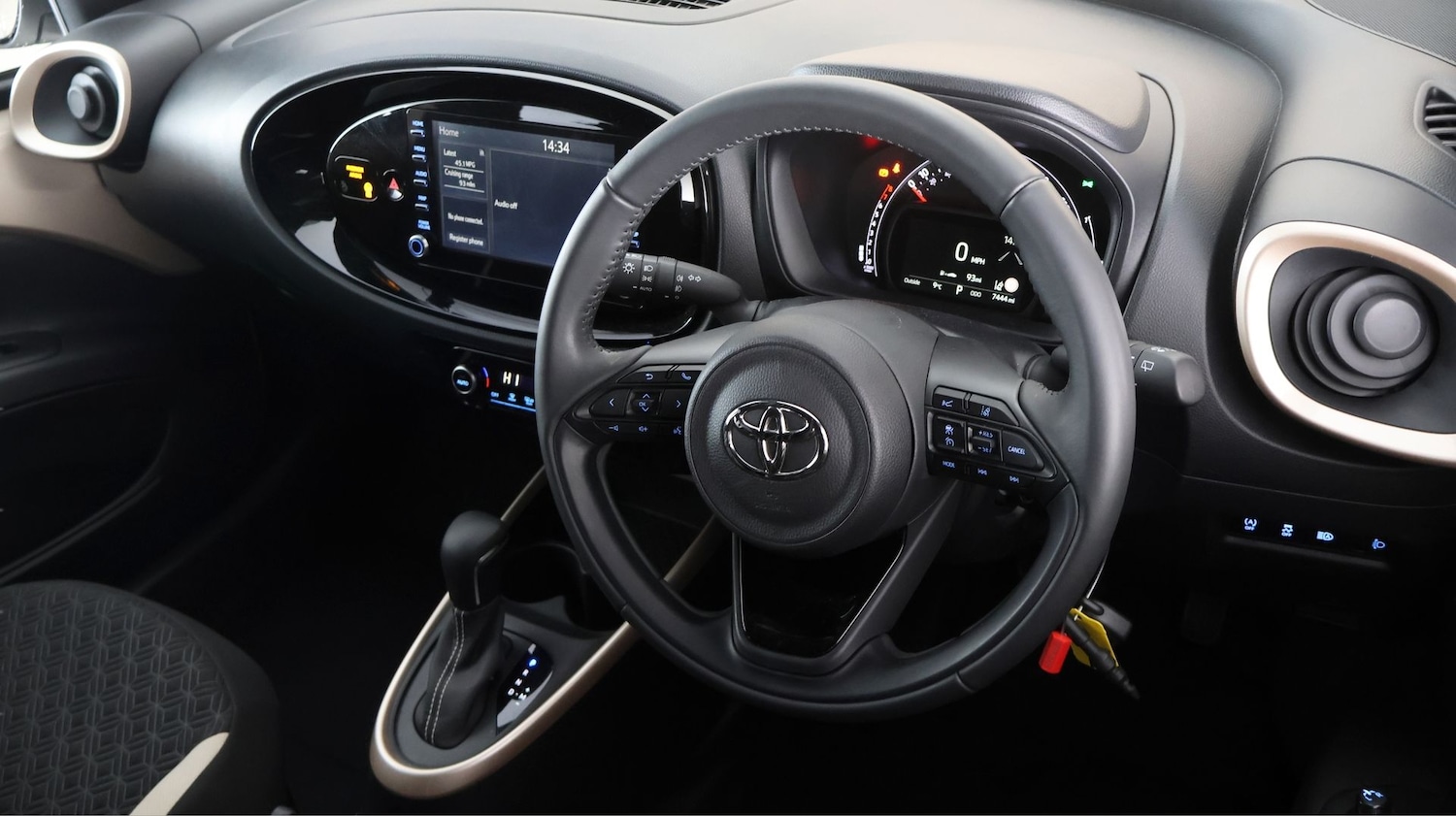 Used Toyota Aygo X 2023 for sale - 77781499: Photo 9