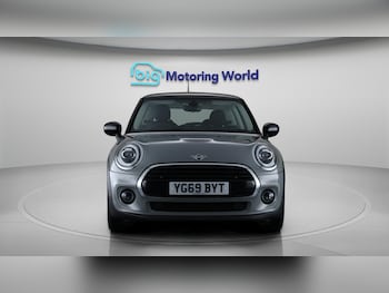 Used MINI Hatch 2019 for sale - 76246715: Photo