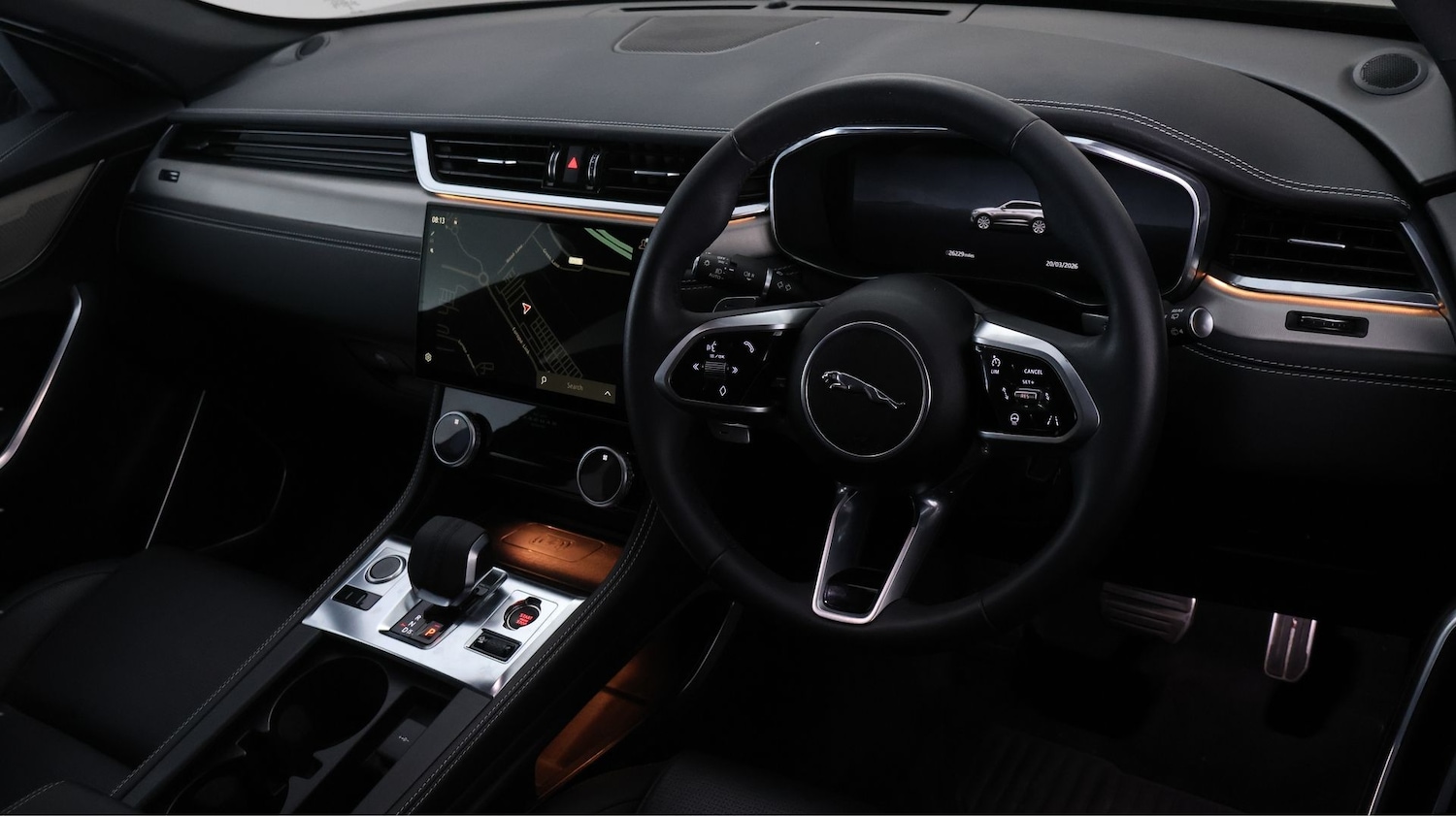 Used Jaguar F-Pace 2024 for sale - 77968463: Photo 9