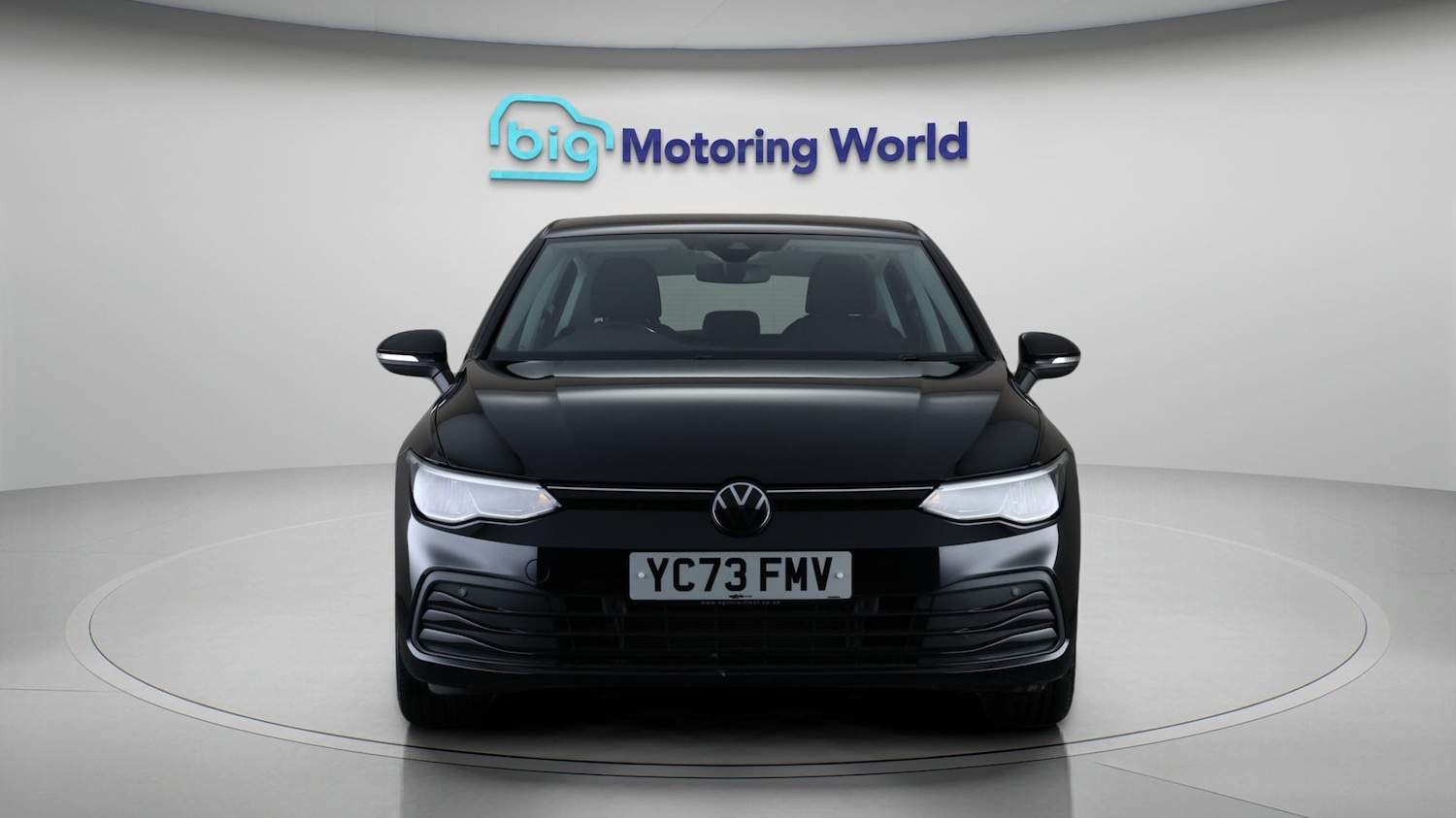 Used Volkswagen Golf 2023 for sale - 77890133: Photo 2