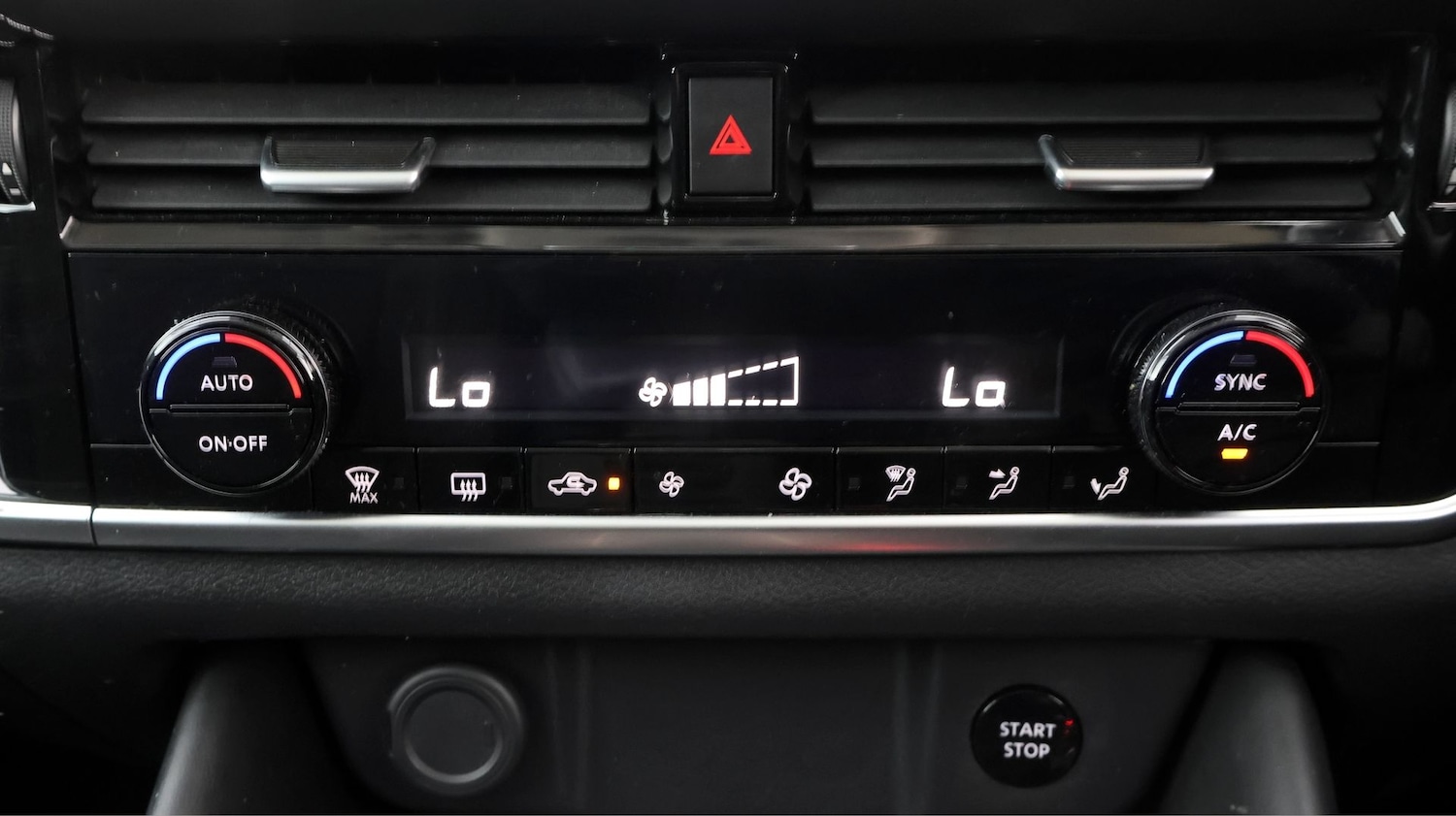 Used Nissan Qashqai 2023 for sale - 78166824: Photo 12