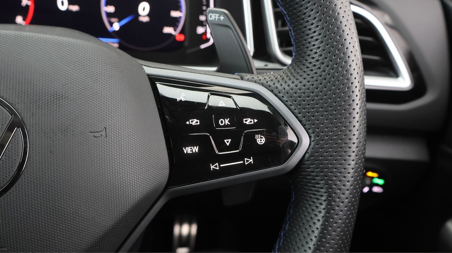 Used Volkswagen T-Roc 2023 for sale - 77428364: Photo 22