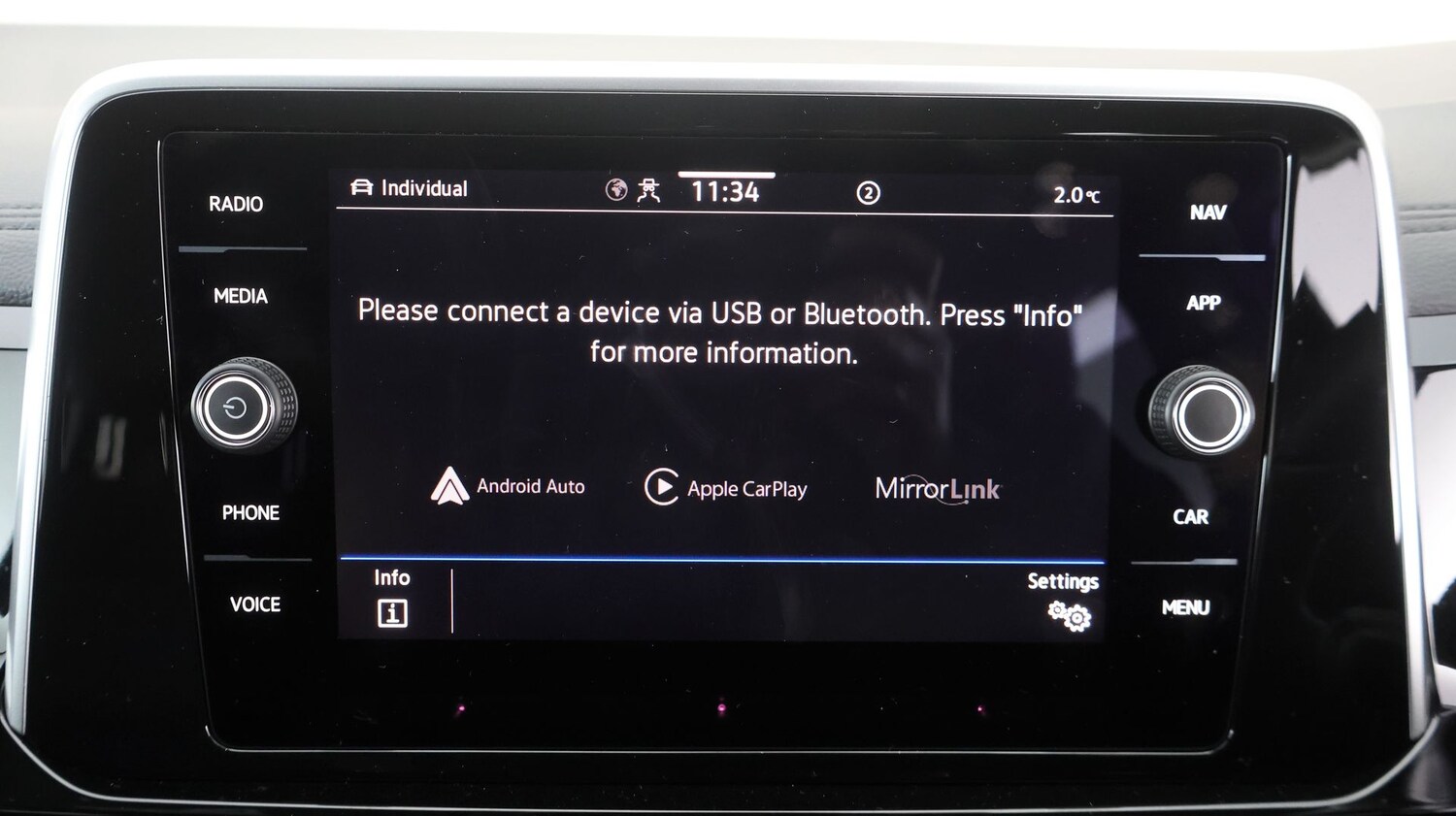 Used Volkswagen T-Roc 2023 for sale - 77428364: Photo 23