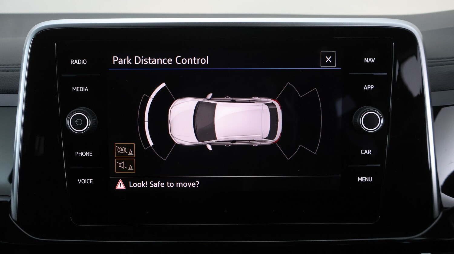 Used Volkswagen T-Roc 2023 for sale - 77428364: Photo 24