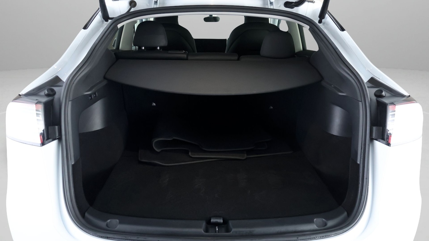 Used Tesla Model Y 2022 for sale - 77277173: Photo 17