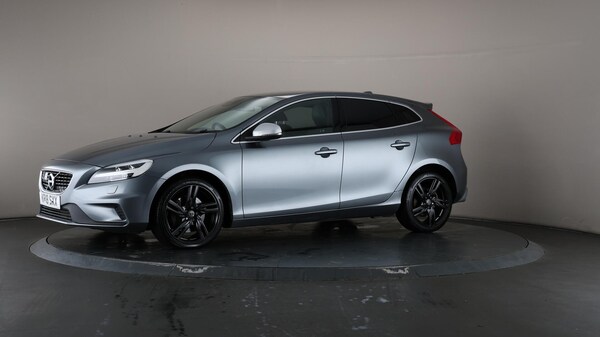 Used Volvo V40 2018 for sale - 76189030: Photo 40