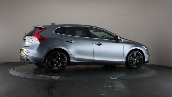 Used Volvo V40 2018 for sale - 76189030: Photo 62