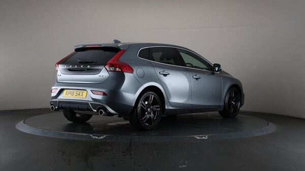 Used Volvo V40 2018 for sale - 76189030: Photo 65