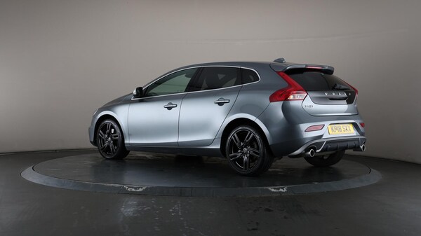 Used Volvo V40 2018 for sale - 76189030: Photo 73