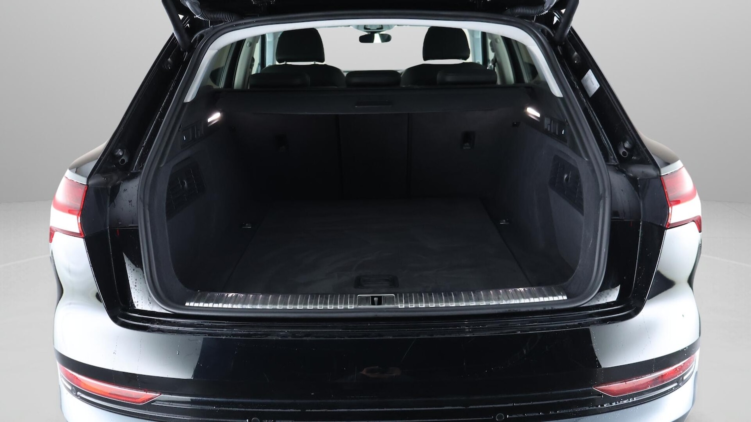 Used Audi e-tron 2021 for sale - 76167492: Photo 17