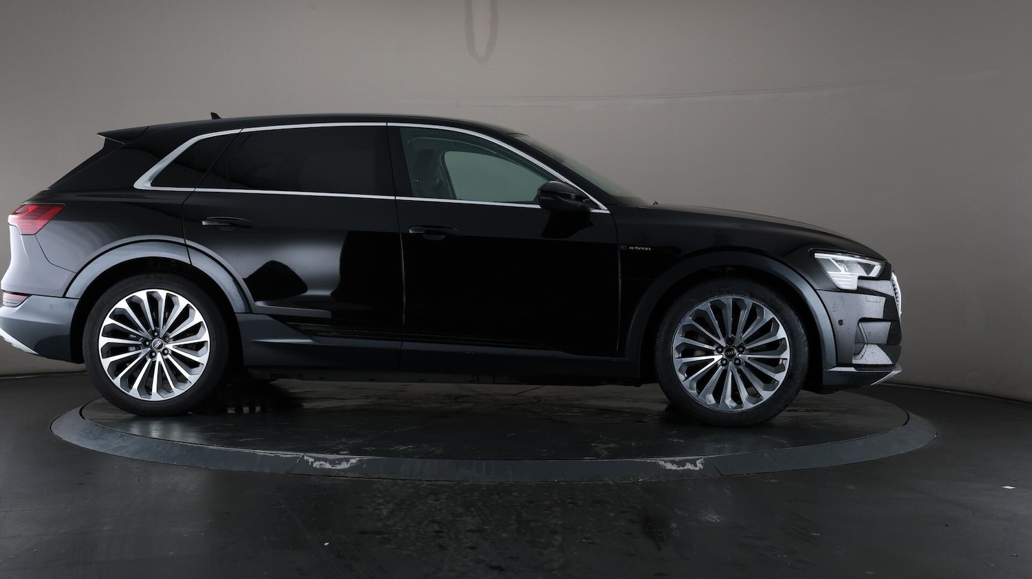 Used Audi e-tron 2021 for sale - 76167492: Photo 64