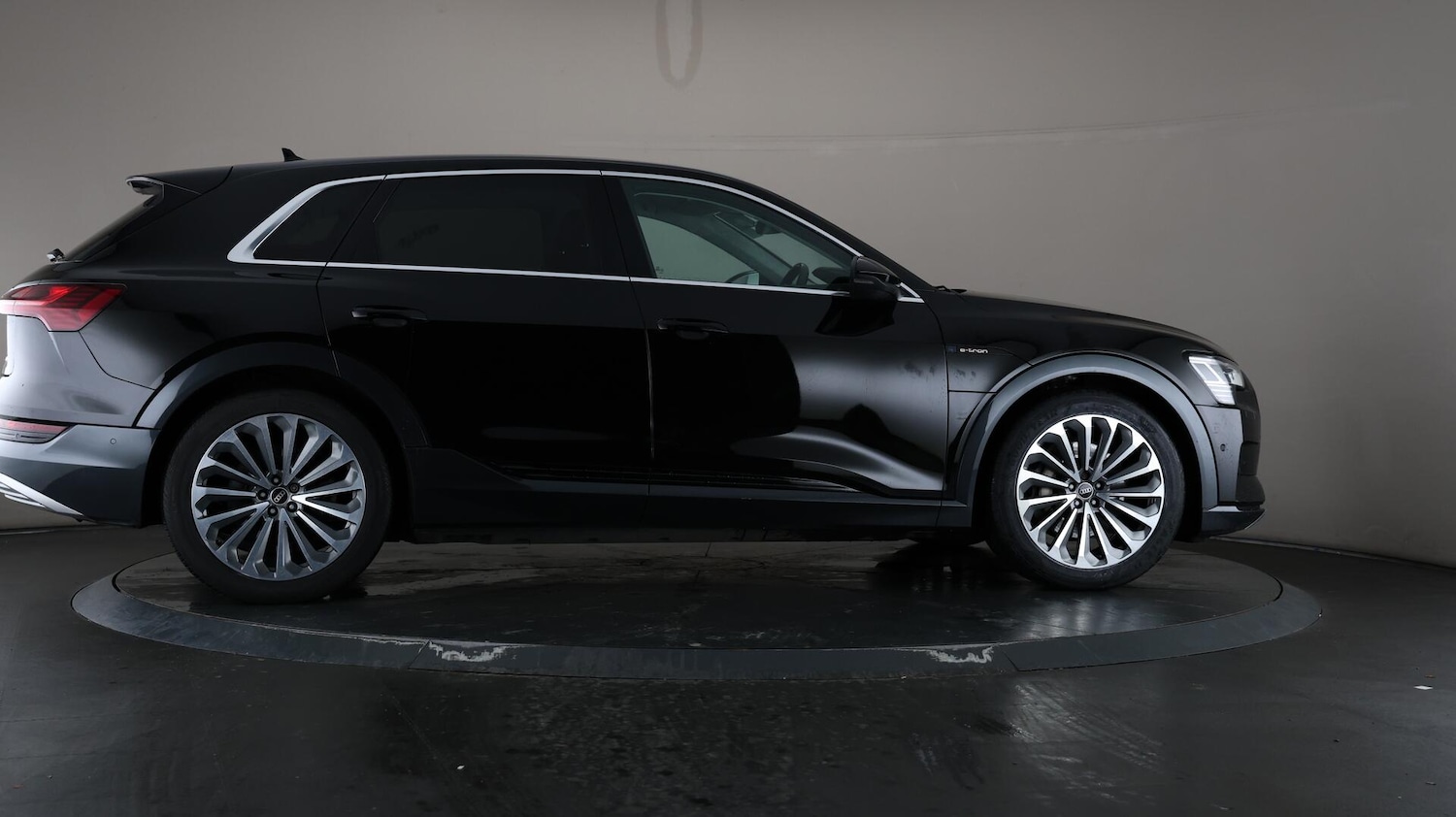Used Audi e-tron 2021 for sale - 76167492: Photo 66