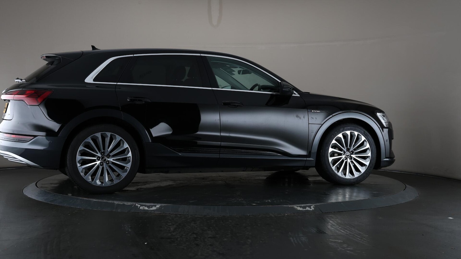 Used Audi e-tron 2021 for sale - 76167492: Photo 67