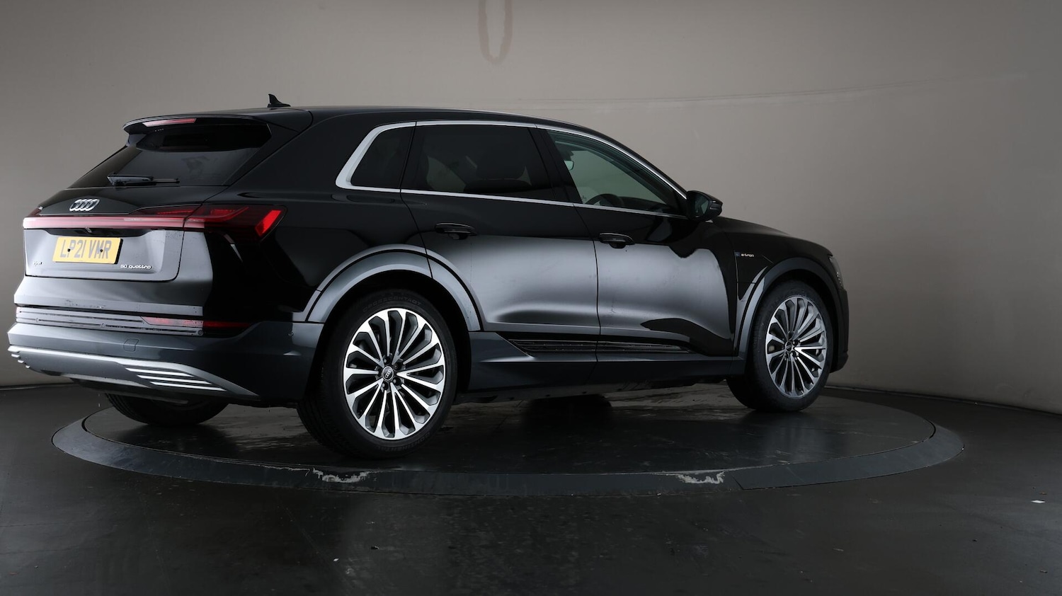 Used Audi e-tron 2021 for sale - 76167492: Photo 70