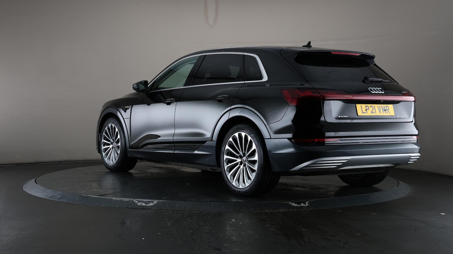 Used Audi e-tron 2021 for sale - 76167492: Photo 77