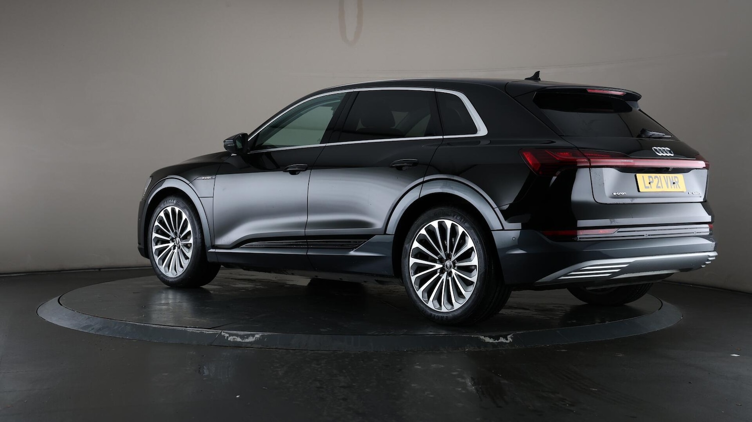 Used Audi e-tron 2021 for sale - 76167492: Photo 78