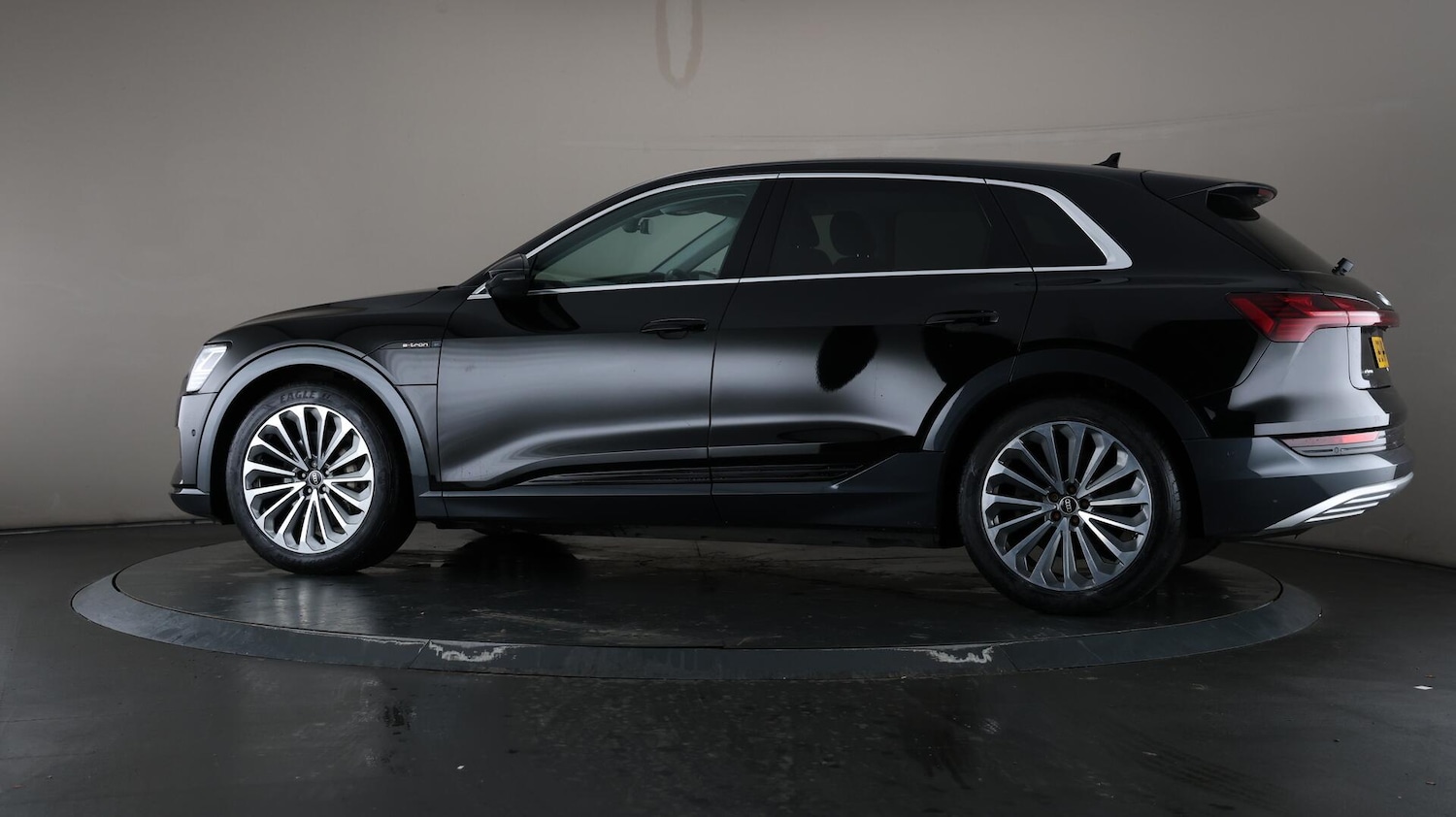 Used Audi e-tron 2021 for sale - 76167492: Photo 81