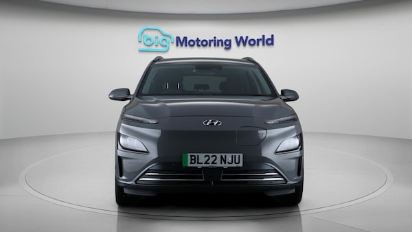 Used Hyundai KONA 2022 for sale - 76214580: Photo 3