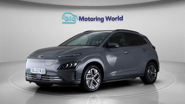 Used Hyundai KONA 2022 for sale - 76214580: Photo 4