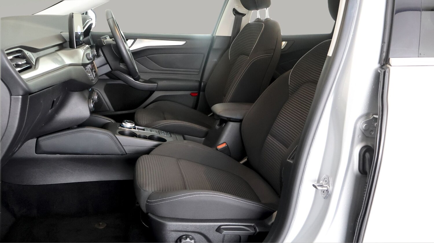 Used Ford Focus 2020 for sale - 77363456: Photo 14