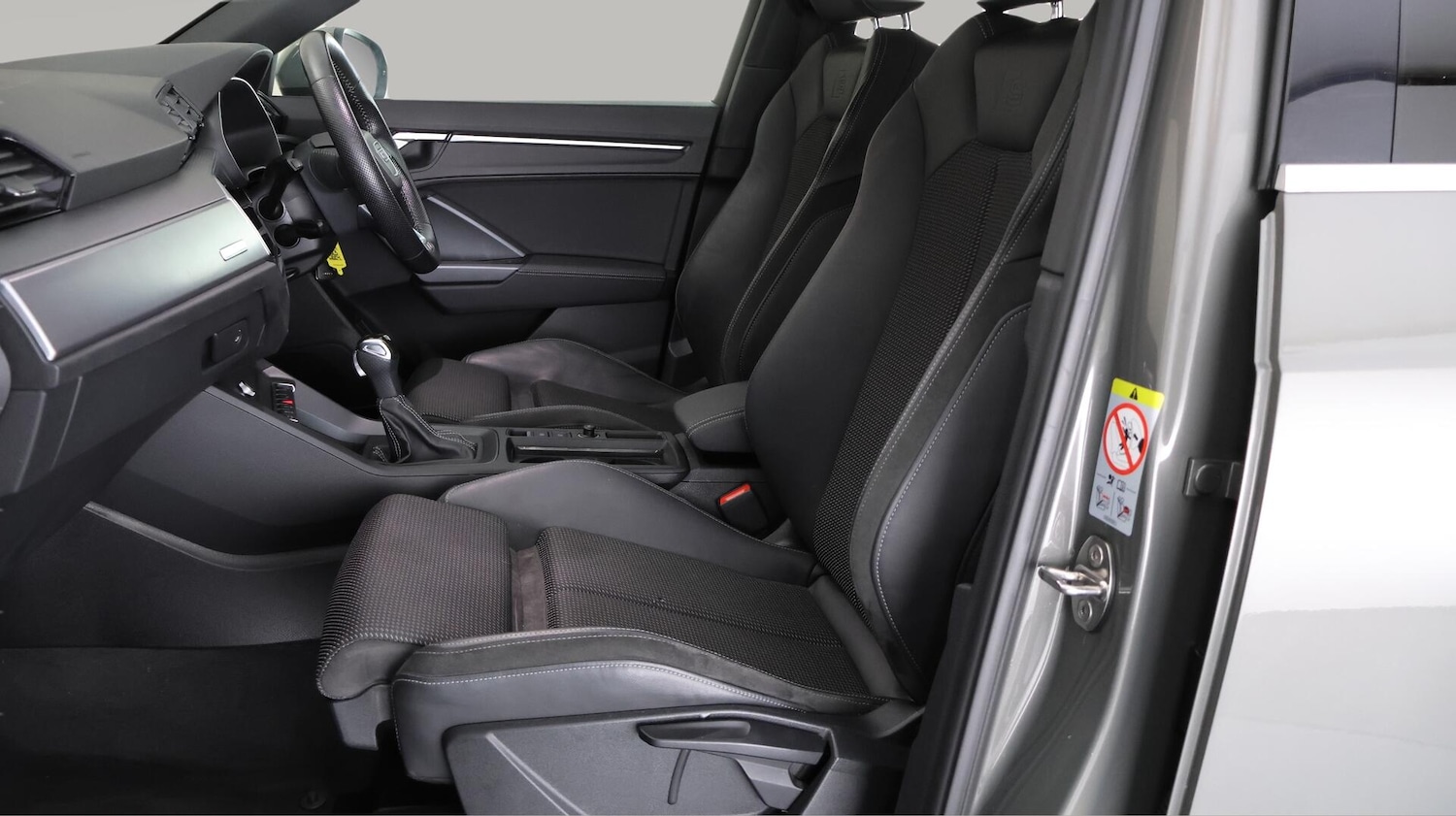 Used Audi Q3 2021 for sale - 76562203: Photo 15