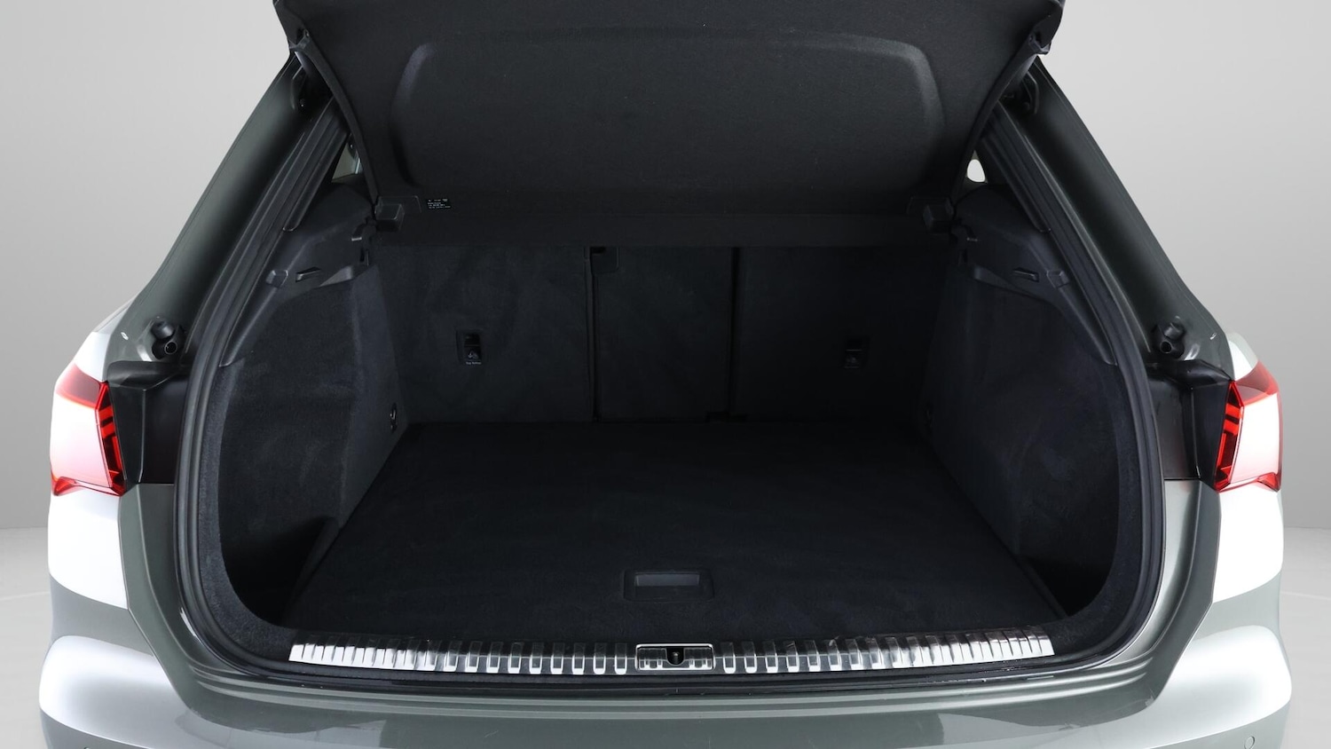 Used Audi Q3 2021 for sale - 76562203: Photo 18