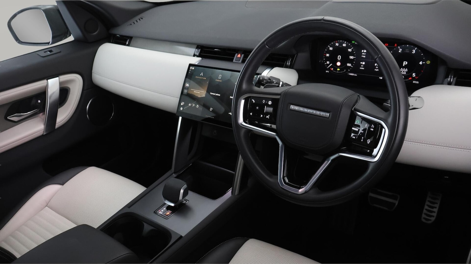 Used Land Rover Discovery Sport 2024 for sale - 76689446: Photo 10