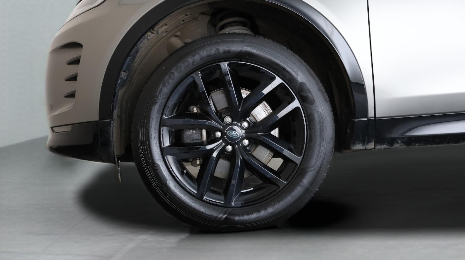 Used Land Rover Discovery Sport 2024 for sale - 76689446: Photo 19