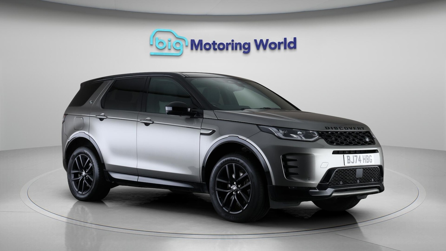 Used Land Rover Discovery Sport 2024 for sale - 76689446: Photo 2