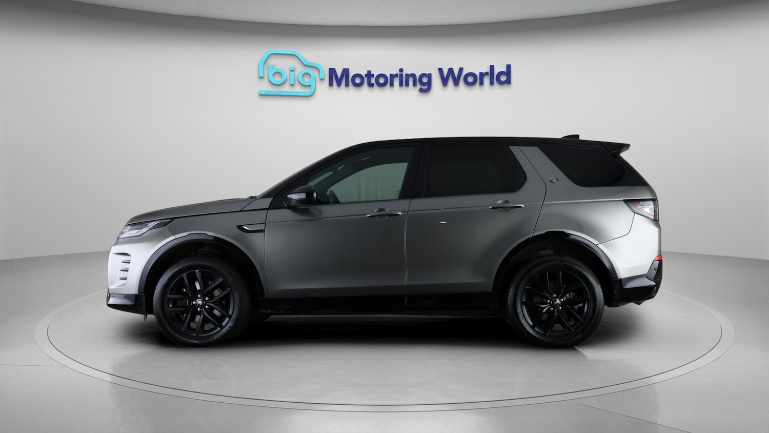 Used Land Rover Discovery Sport 2024 for sale - 76689446: Photo 5