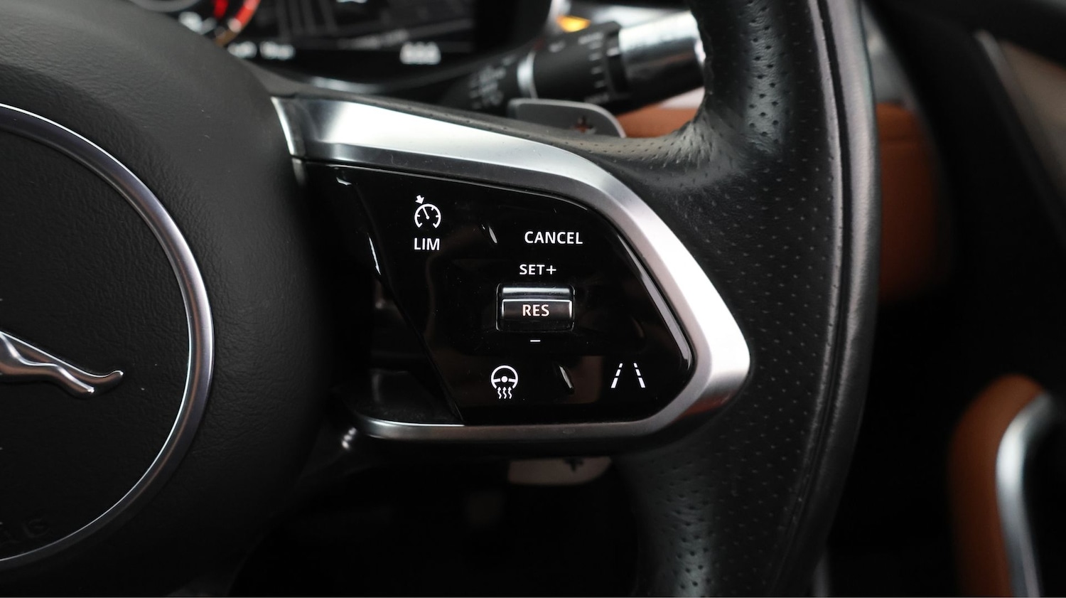 Used Jaguar F-Pace 2022 for sale - 78098547: Photo 23