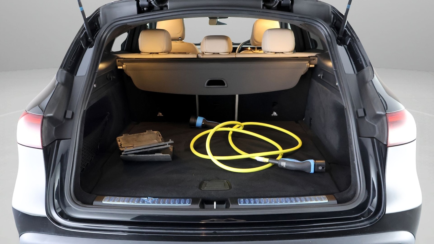 Used Mercedes-Benz EQC 2022 for sale - 77797733: Photo 16