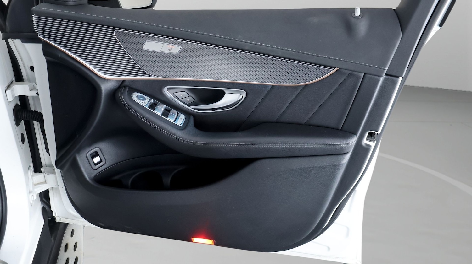 Used Mercedes-Benz EQC 2022 for sale - 77463320: Photo 14