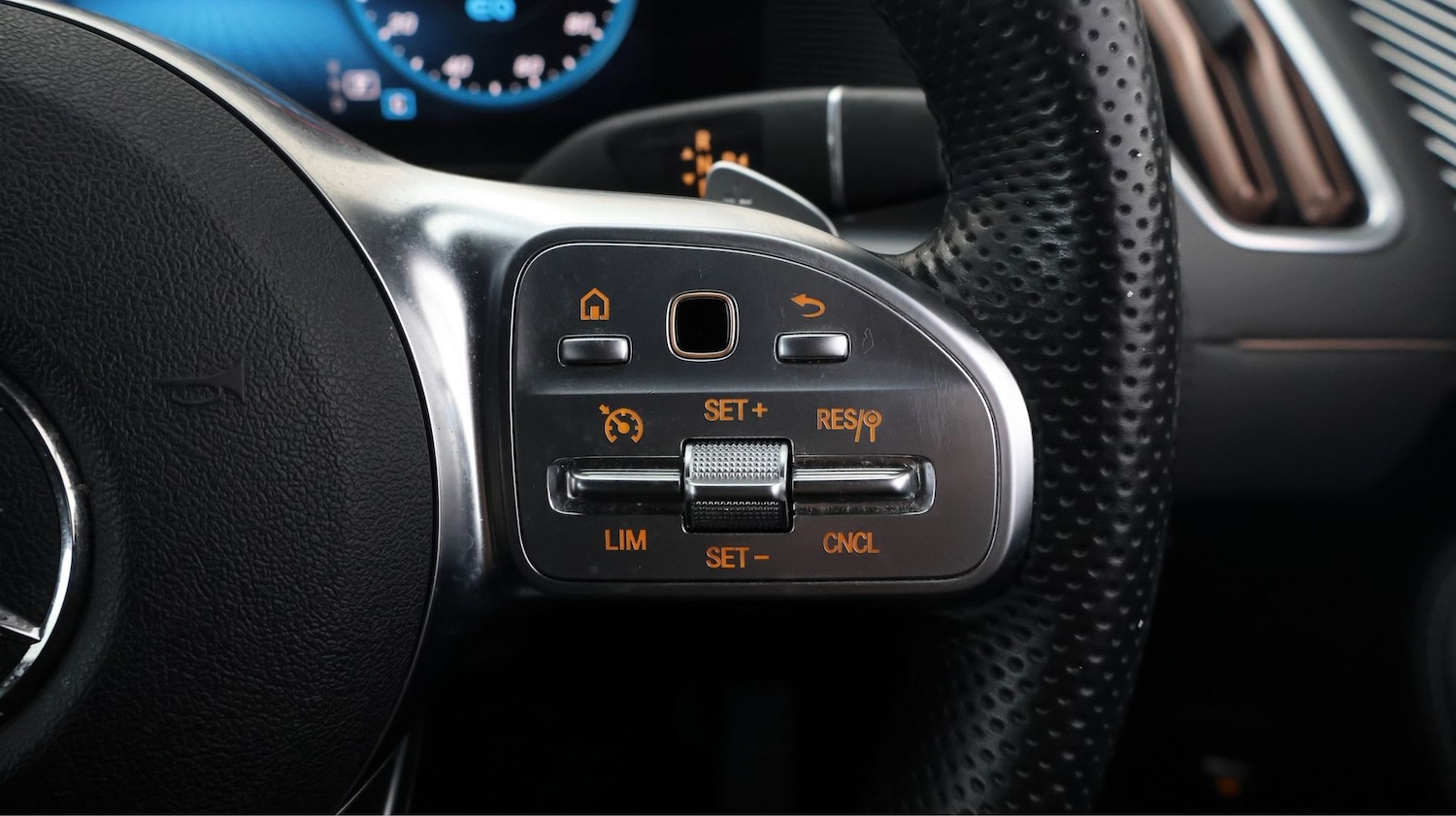 Used Mercedes-Benz EQC 2022 for sale - 77463320: Photo 21