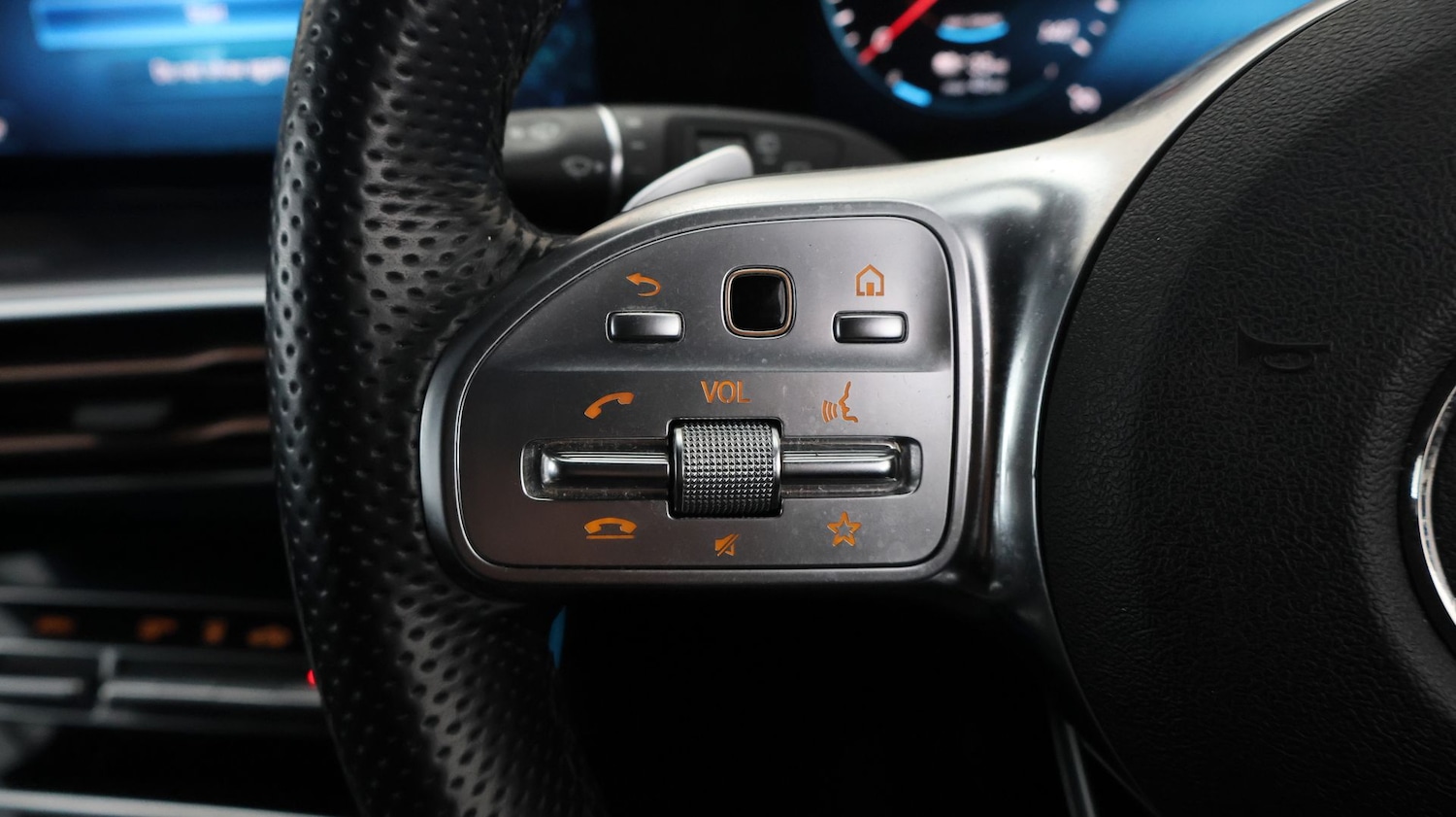 Used Mercedes-Benz EQC 2022 for sale - 77463320: Photo 25