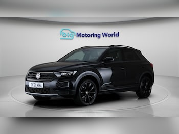 Used Volkswagen T-Roc 2021 for sale - 76032294: Photo