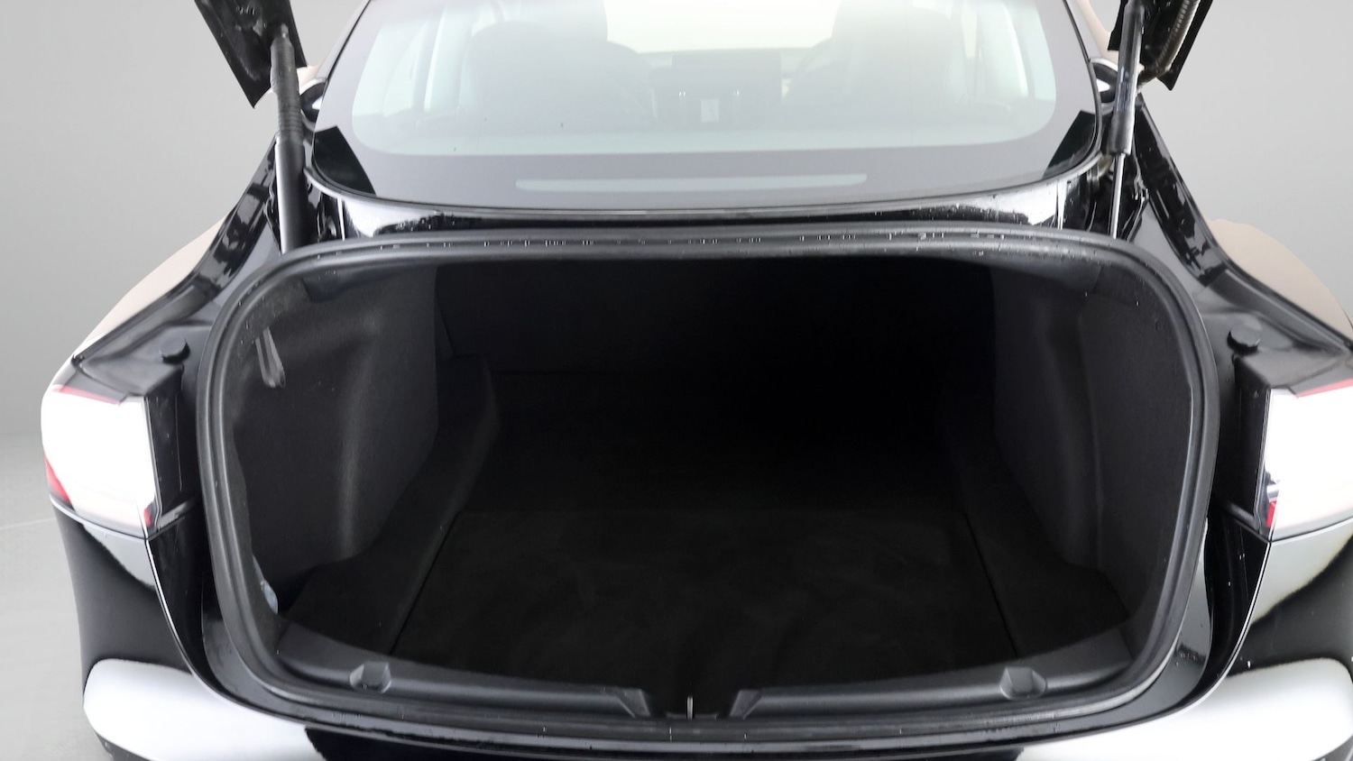 Used Tesla Model 3 2021 for sale - 77244930: Photo 17