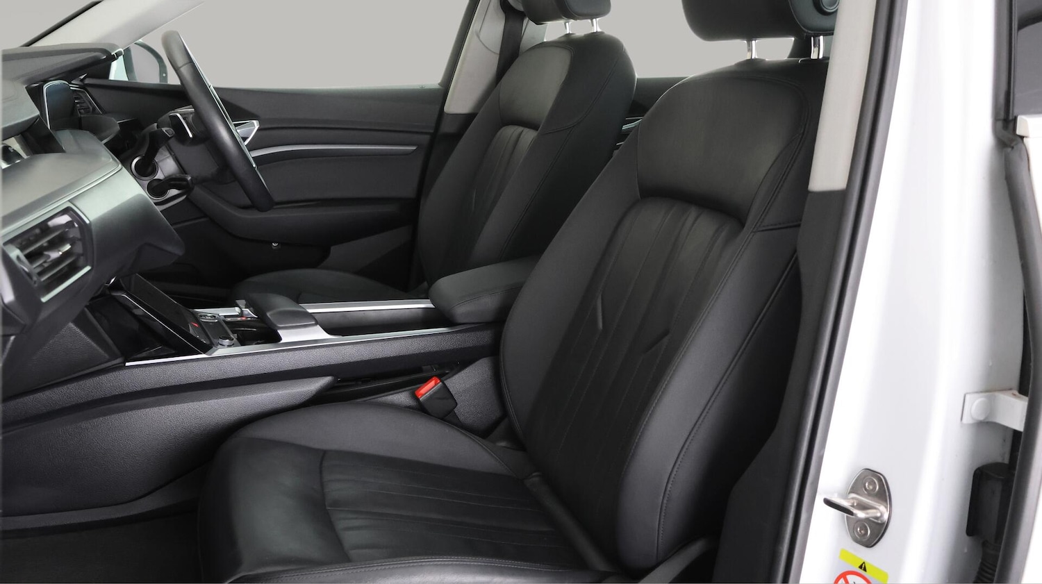 Used Audi e-tron 2022 for sale - 76690033: Photo 15