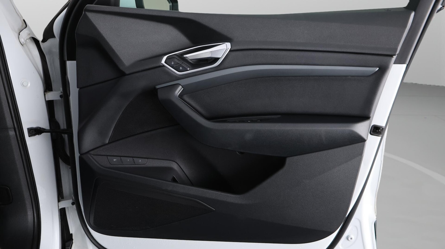 Used Audi e-tron 2022 for sale - 76690033: Photo 16