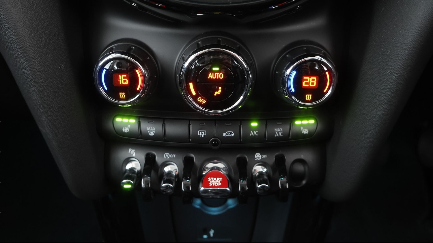 Used MINI Hatch 2022 for sale - 77289579: Photo 12