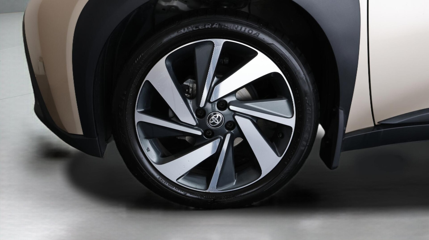 Used Toyota Aygo X 2023 for sale - 76485239: Photo 17