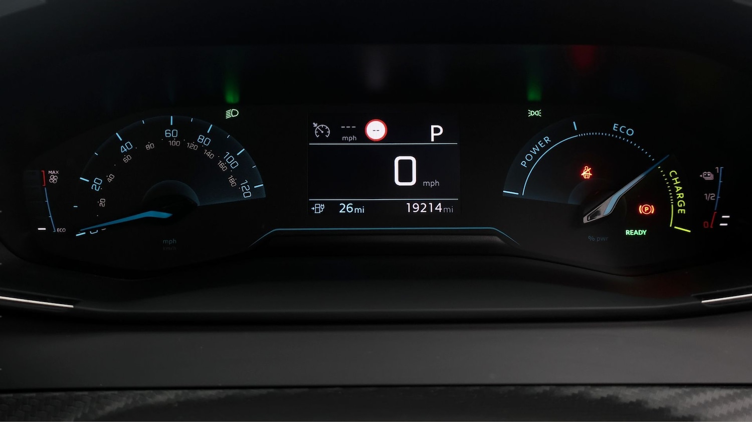 Used Peugeot E-2008 2022 for sale - 77088527: Photo 10