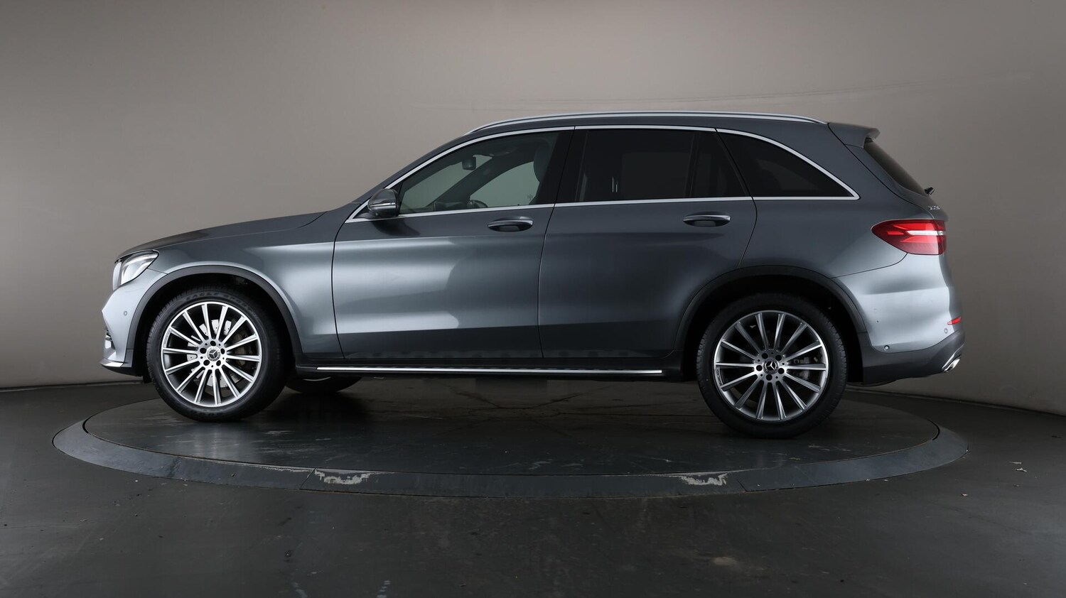 Used Mercedes-Benz GLC 2018 for sale - 76137556: Photo 38