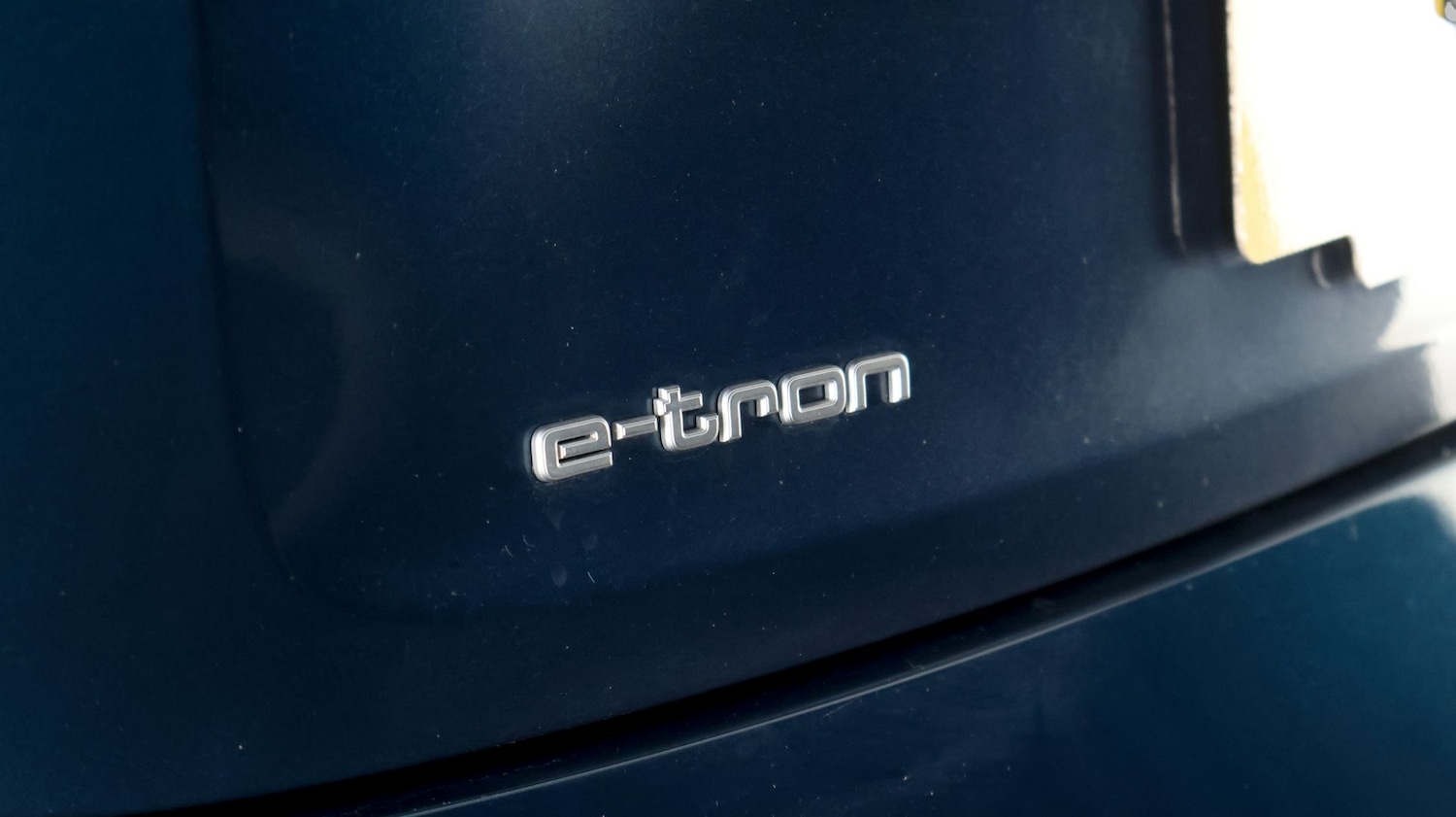 Used Audi e-tron 2021 for sale - 77947211: Photo 20