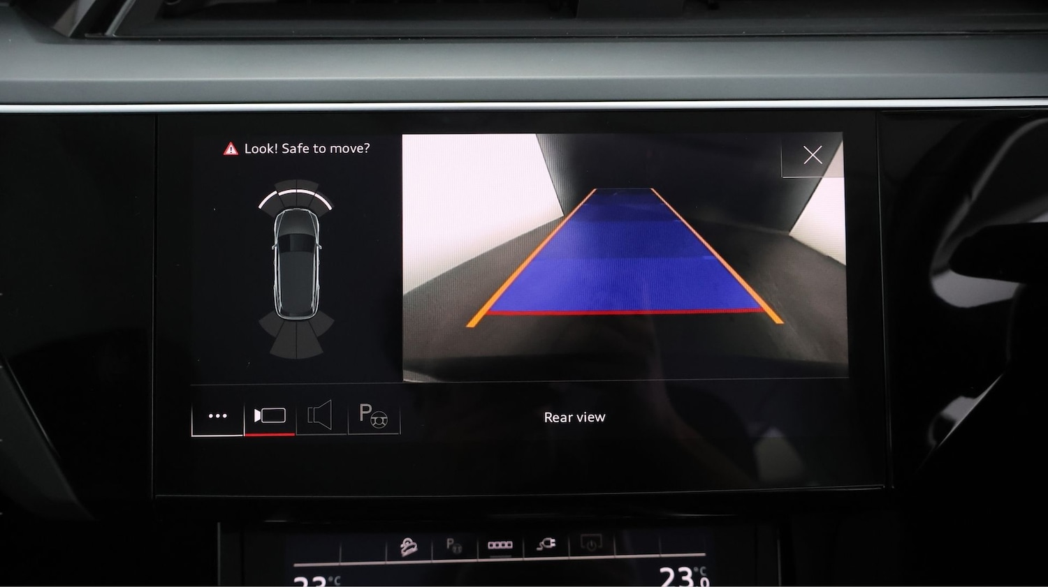 Used Audi e-tron 2021 for sale - 77947211: Photo 23