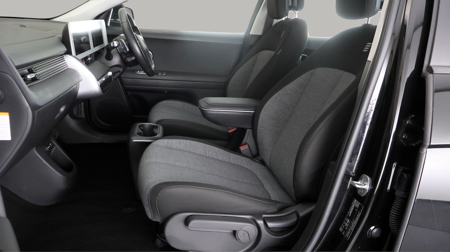 Used Hyundai IONIQ 5 2023 for sale - 77565331: Photo 13