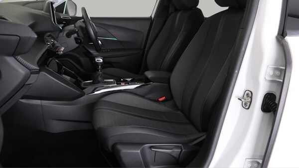 Used Peugeot 2008 2021 for sale - 76317948: Photo 14